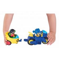 Tomy Toomies Toomies 2 In 1 Batcycle