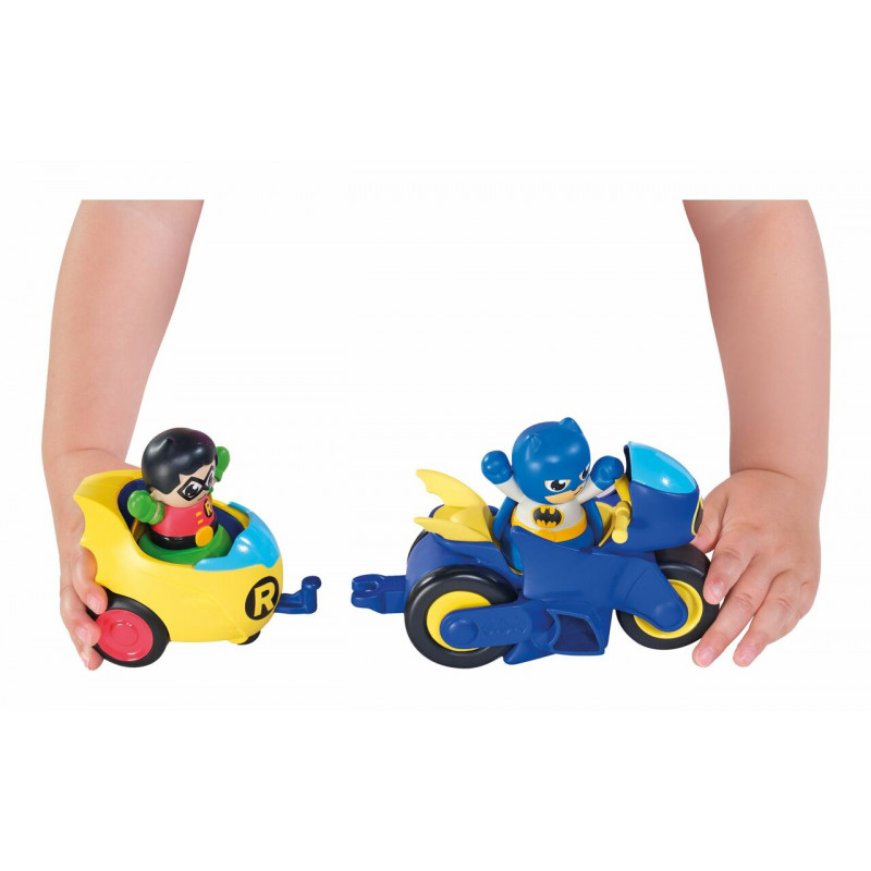 Tomy Toomies Toomies 2 In 1 Batcycle