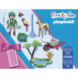 Playmobil Free Starter Zoo Gift Set With Figure And Animals 70295