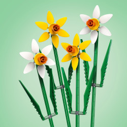 Lego Creator Daffodils Artificial Faux Flowers Set 40747