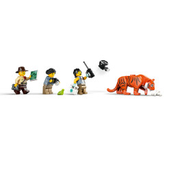 LEGO City Jungle Explorer Off-Road Truck & Toy Tiger 60426