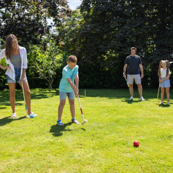 Toyrific Grasshopper Games  Wooden Croquet Set