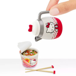 MGA's Miniverse Make It Mini Food Hello Kitty Series 1 Mini Collectibles