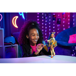 Monster High Doll Cleo De Nile with Tut Posable Fashion Doll