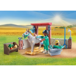Playmobil 71471 Country: Farmyard Veterinarian Starter Pack