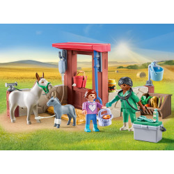 Playmobil 71471 Country: Farmyard Veterinarian Starter Pack