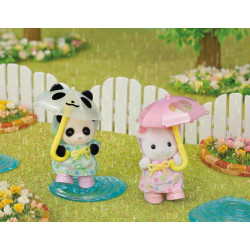 Sylvanian Families - 5748 Nursery Friends - Rainy Day Duo