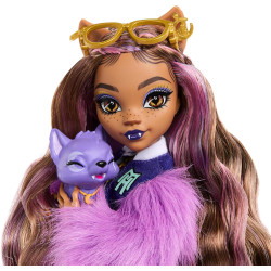 Monster High Clawdeen Wolf Poseable Fashion Doll with Pet Dog Crescent and Accessories