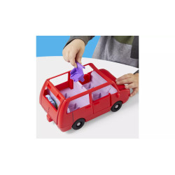 Peppa Pig- Peppa's Big Family Red Car