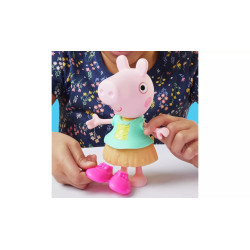 Peppa's Dress Up Wardrobe Store & Go