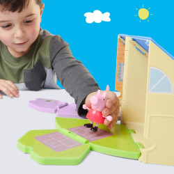 Peppa Pig Peppa's Pop-Open Playgroup Playset