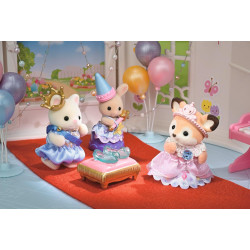 Sylvanian Families - 5818 Nursery Princess Play Set - Dollhouse Playsets
