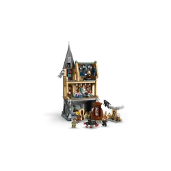 LEGO Harry Potter Hogwarts™ Castle: Hospital Wing 76463