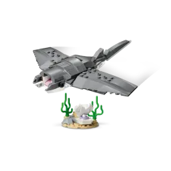 LEGO Creative 3 in 1 Fierce Shark with a Treasure Chest 31381