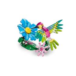 LEGO Creative 3 in 1 Wild Animals: Colourful Hummingbird 31384