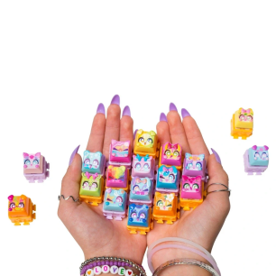 Clickeez: 5 Pack Series 2 Assortment :  Includes 5 Clickable Keyboard Collectibles!